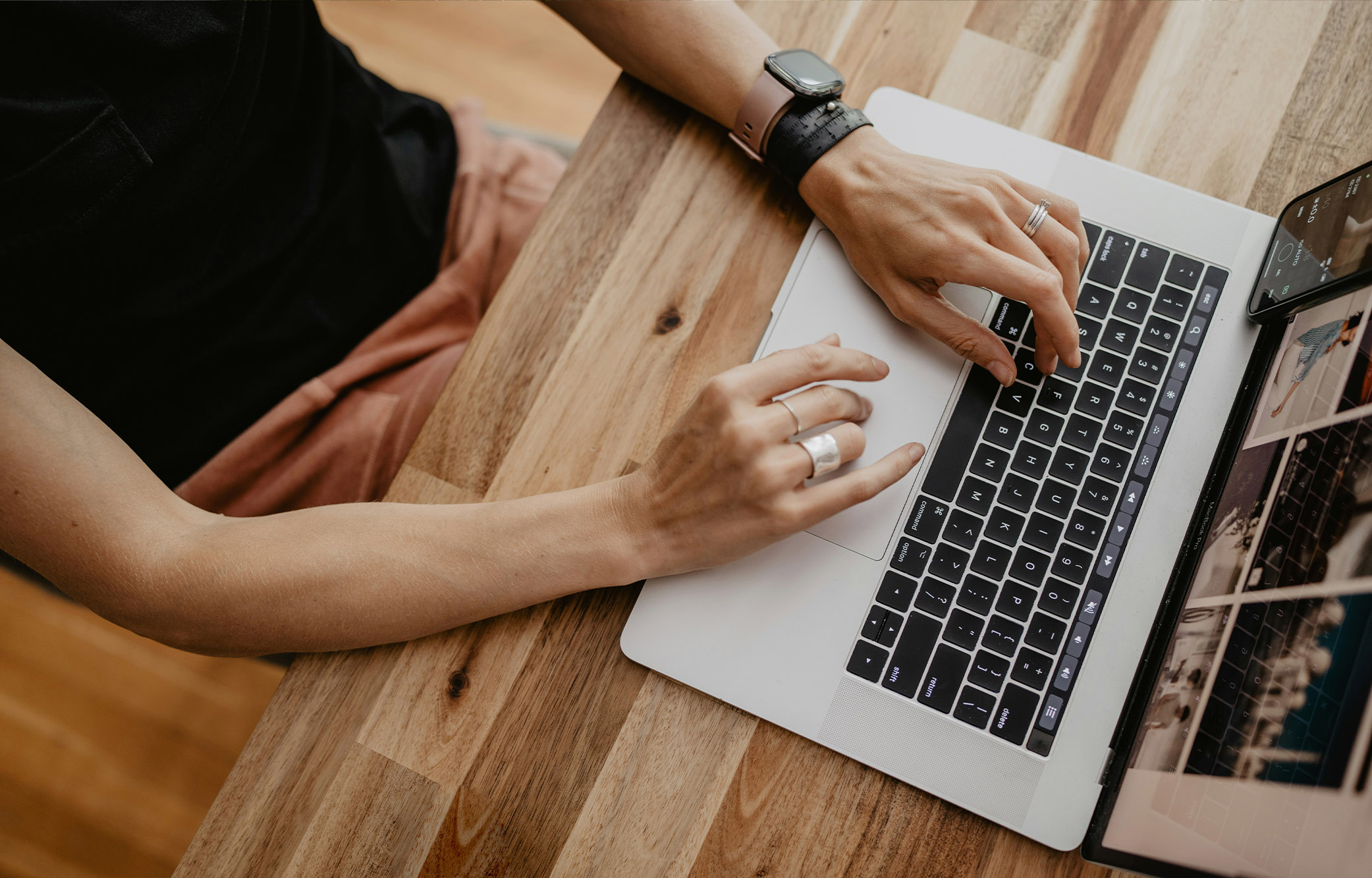 A woman working on her laptop